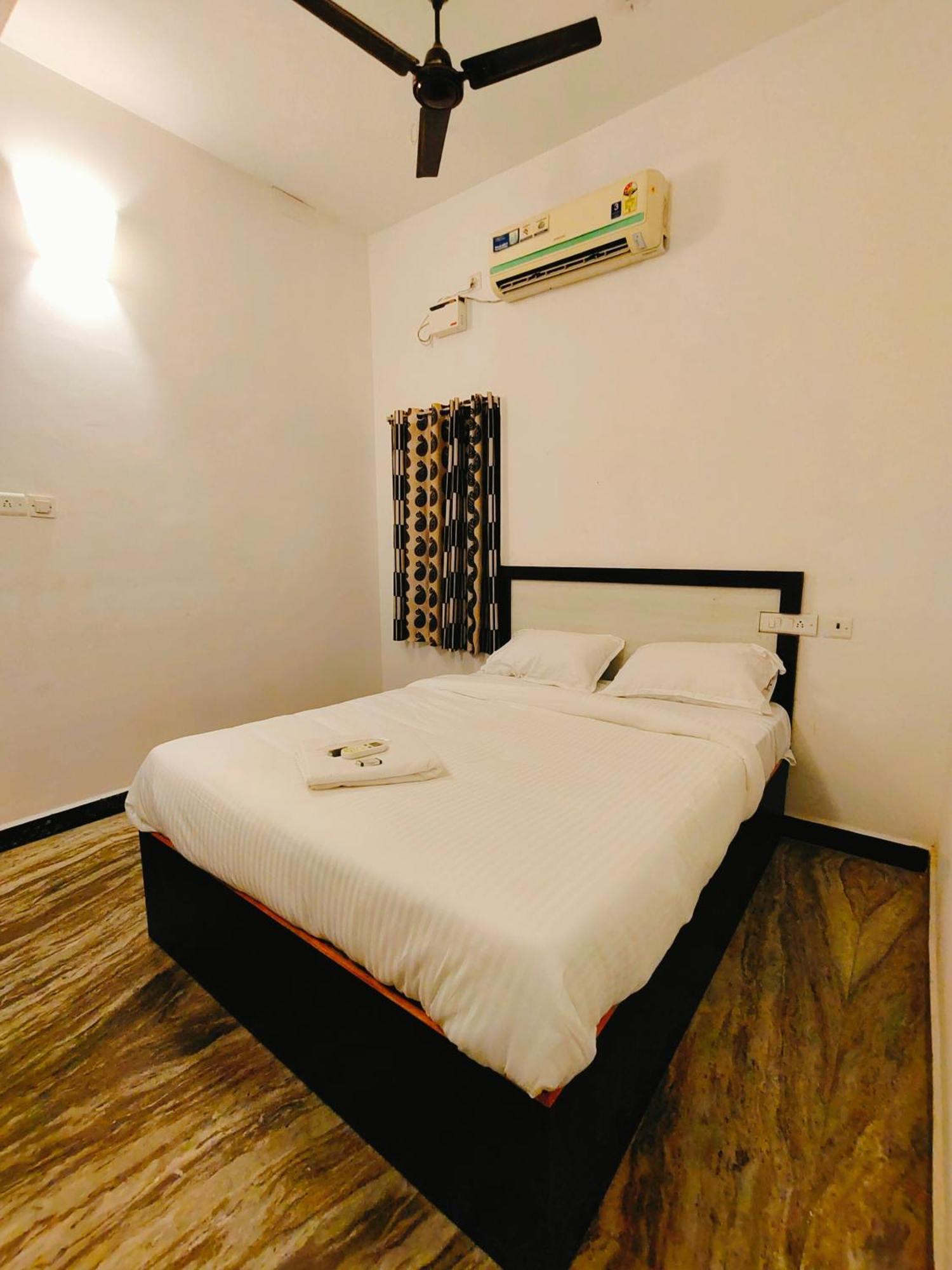 Le Dreamy Residency Hotel Pondicherry Exterior photo