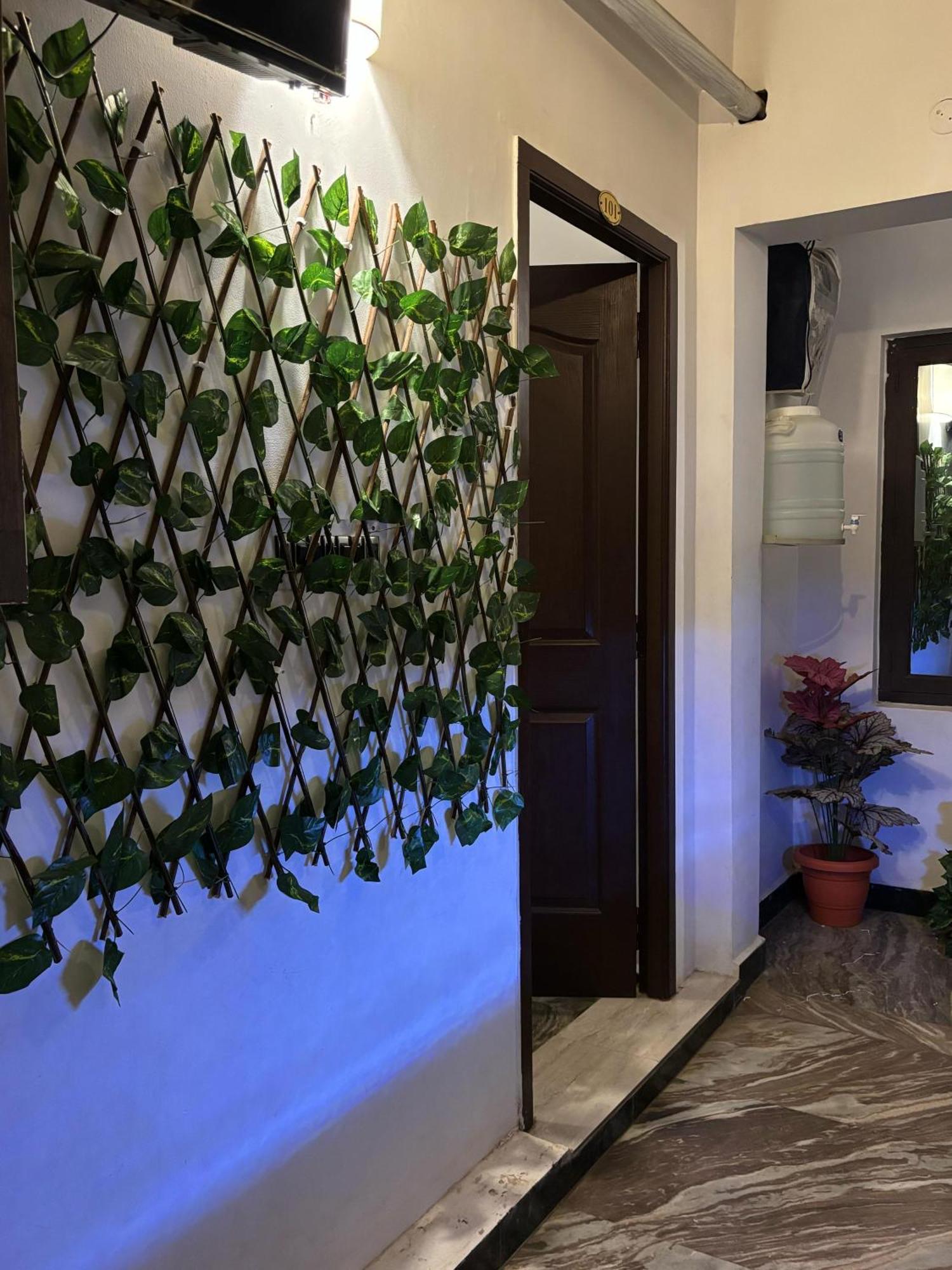 Le Dreamy Residency Hotel Pondicherry Exterior photo
